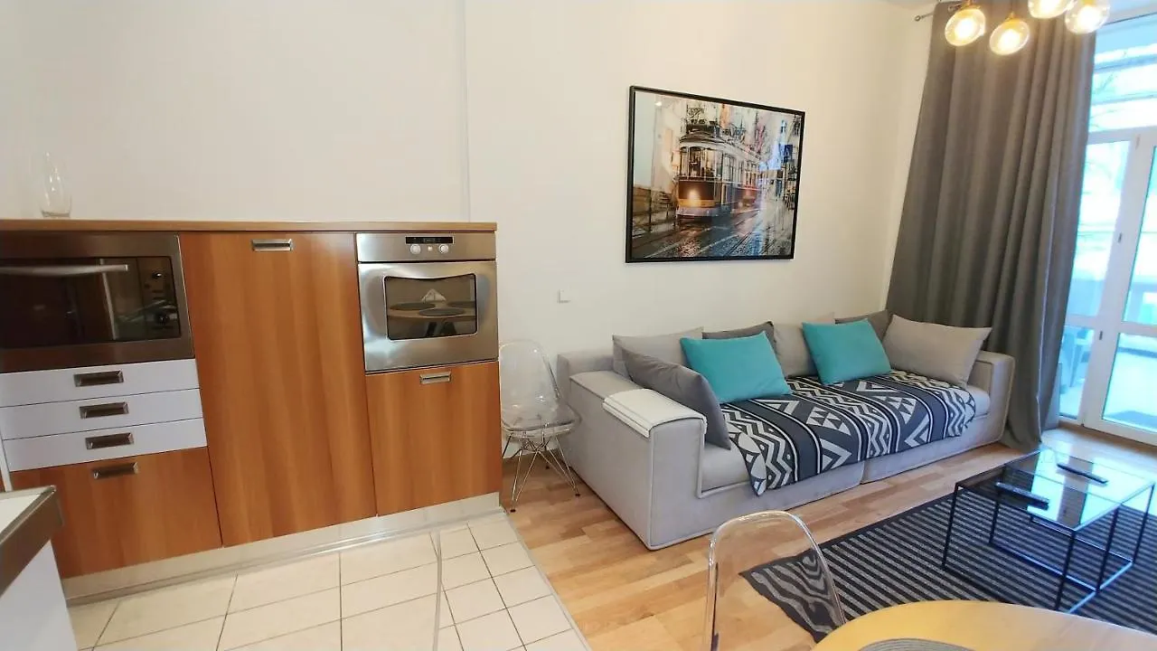 Квартира С Террасой, Крещатик 29, Бессарабка Kyiv Apartment