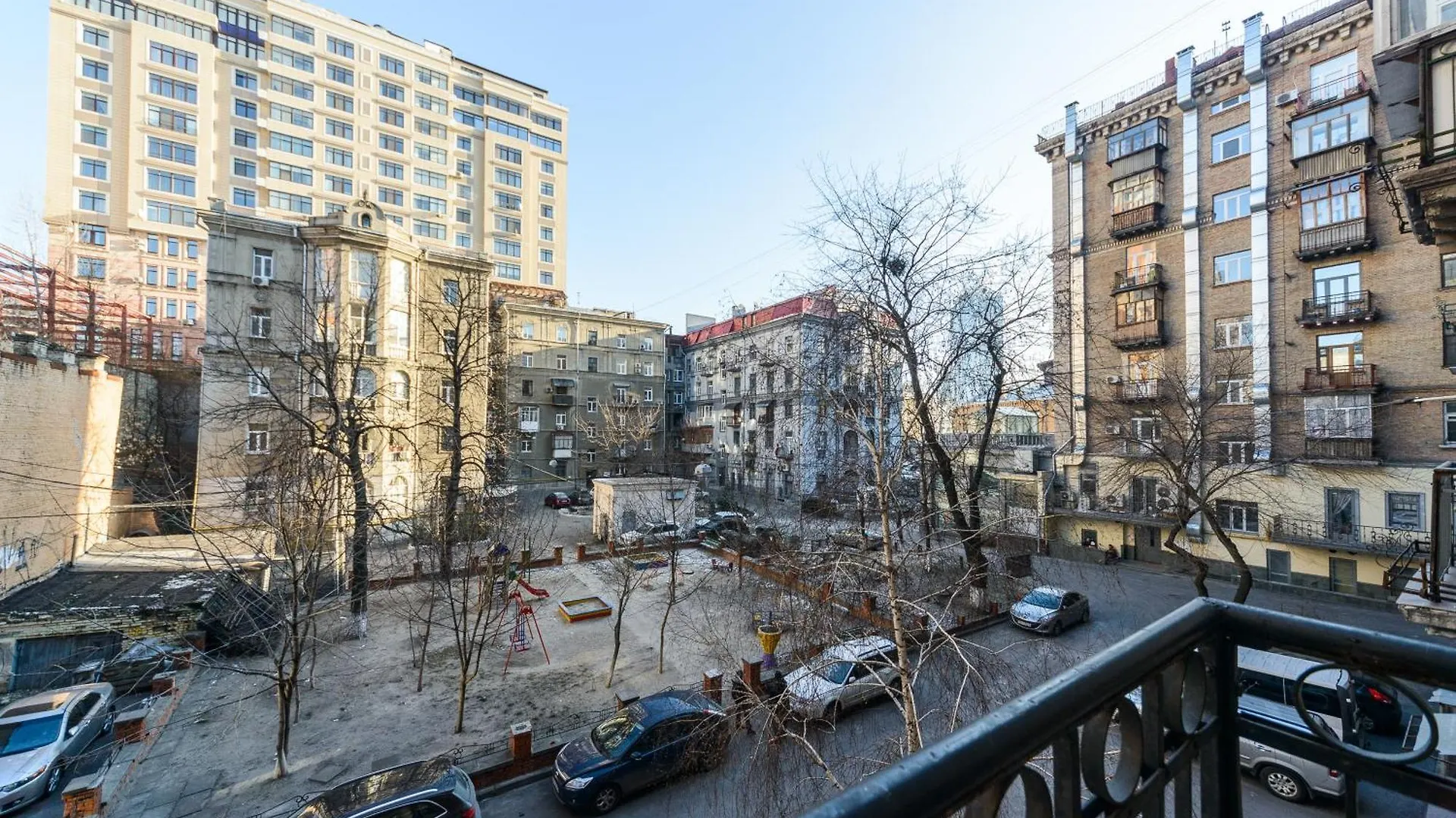 Квартира С Террасой, Крещатик 29, Бессарабка Kyiv Apartment