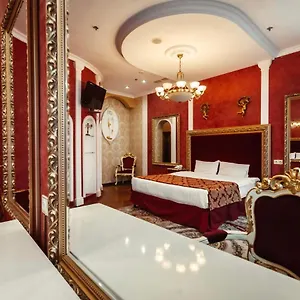 3* Otel De Paris